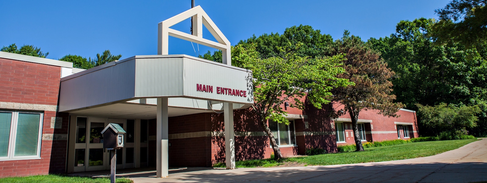 Lakeshore Elementary School – April 18